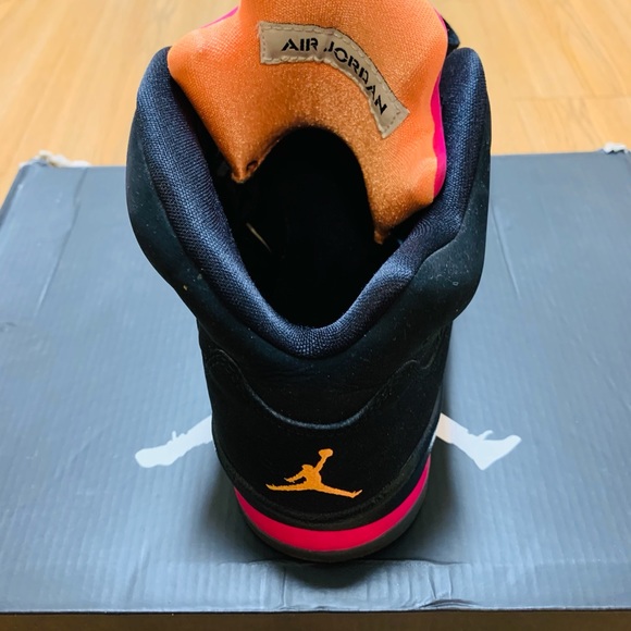 COPY - Girls Air Jordan Retro 5 - Picture 3 of 7